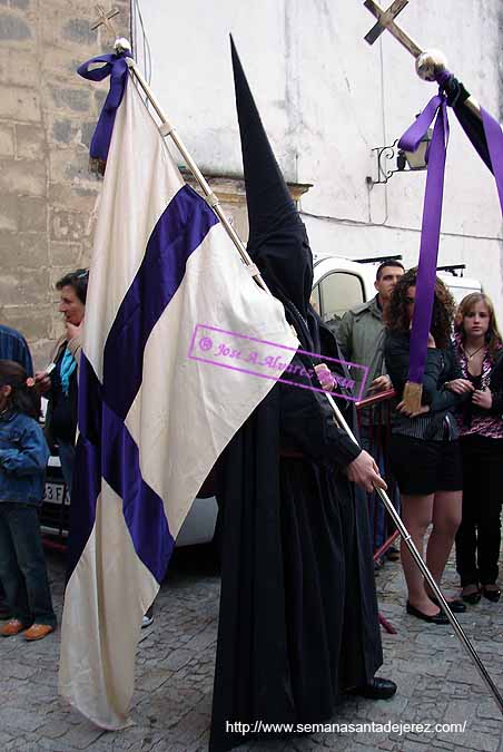 Bandera de la Virgen de la Hermandad del Mayor Dolor