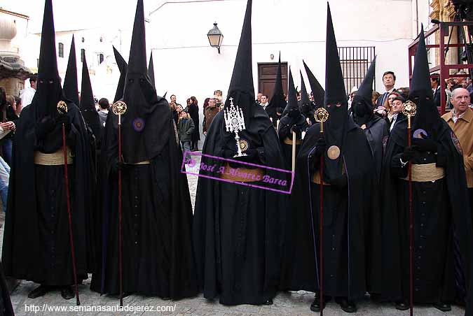 Presidencia del Relicario de San Bartolomé de la Hermandad del Mayor Dolor