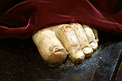Pie izquierdo del Señor del Ecce Homo