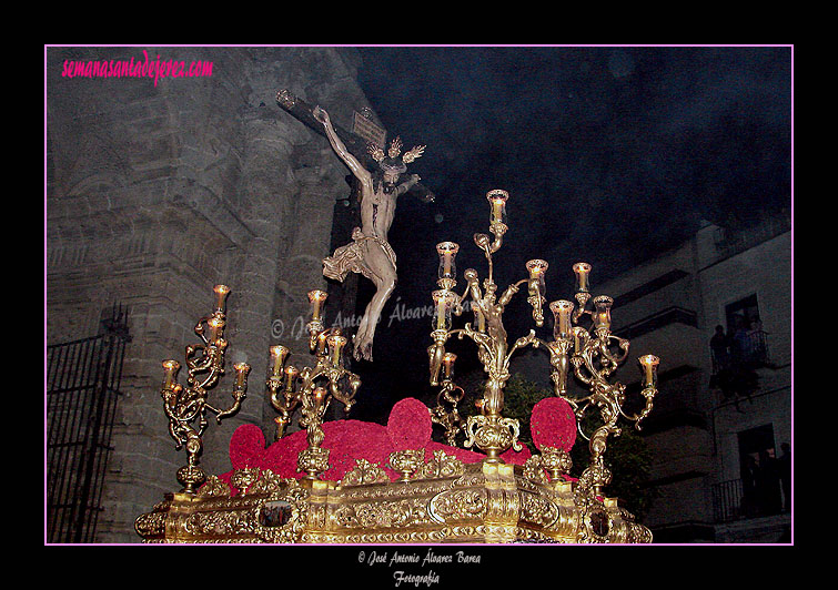 Paso del Santo Crucifijo de la Salud