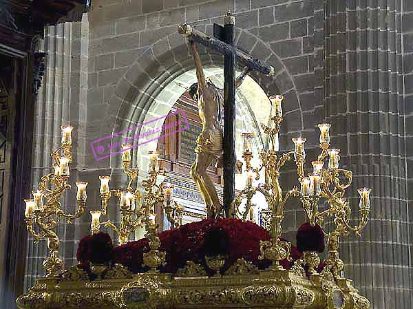 Paso del Santo Crucifijo de la Salud