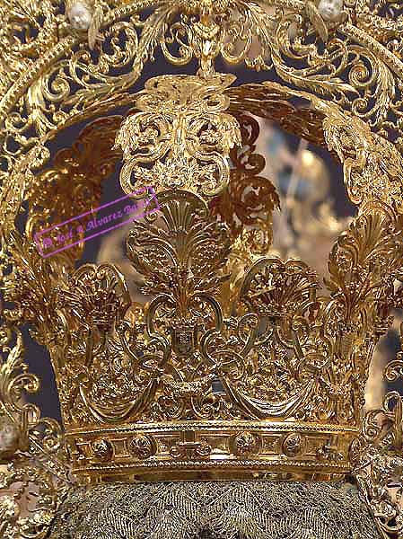 Canasto de la Corona de Mar&iacute;a Sant&iacute;sima de la Encarnaci&oacute;n