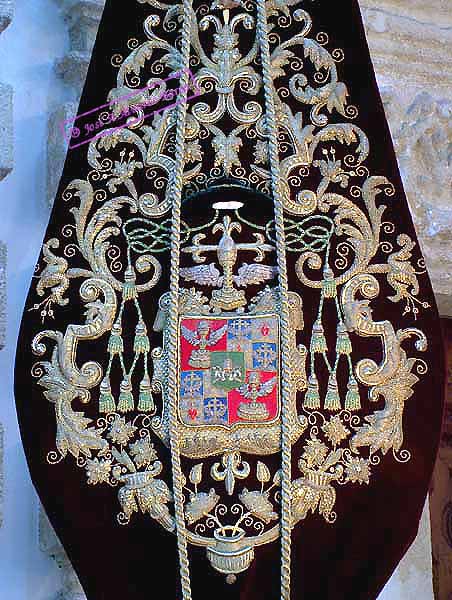 Estandarte de la Hermandad del Santo Crucifijo