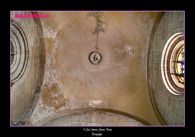 Bóveda de la Capilla de San Pedro o del Carmen (Iglesia de San Miguel)