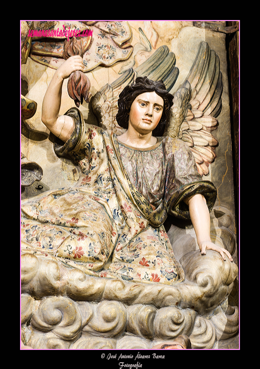 Ángel (La Batalla de los Ángeles - Retablo Mayor de la Iglesia de San Miguel)
