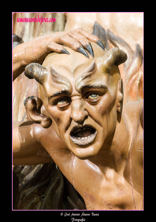 Demonio (La Batalla de los Ángeles - Retablo Mayor de la Iglesia de San Miguel)