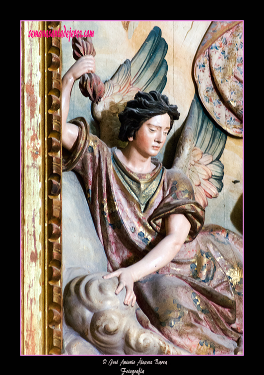 Ángel (La Batalla de los Ángeles - Retablo Mayor de la Iglesia de San Miguel)