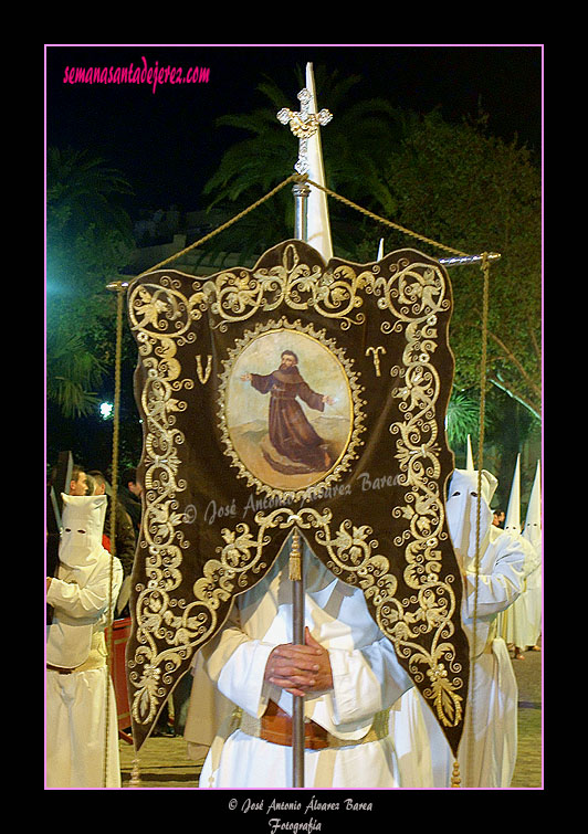 Guión Franciscano de la Hermandad de las Cinco Llagas