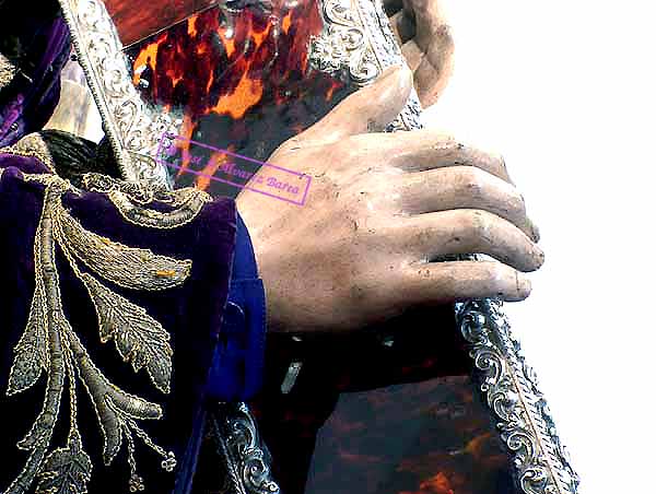 Detalle de la mano derecha de Nuestro Padre Jes&uacute;s Nazareno 