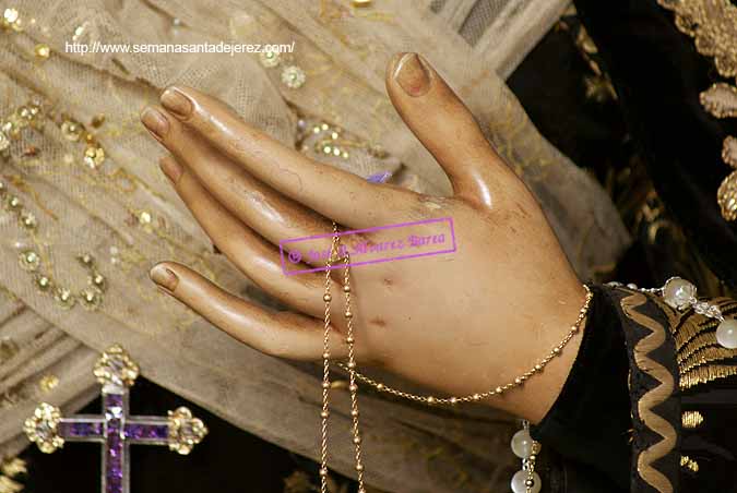 Mano izquierda de María Santísima del Dulce Nombre