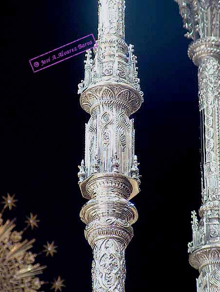 Varal del Paso de Palio de Mar&iacute;a Sant&iacute;sima del Dulce Nombre