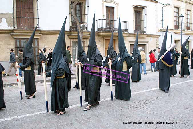 Nazarenos del Cortejo de Palio de la Hermandad del Cristo de la Buena Muerte 