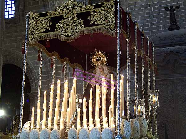 Paso de Palio de María Santísima del Perpetuo Socorro