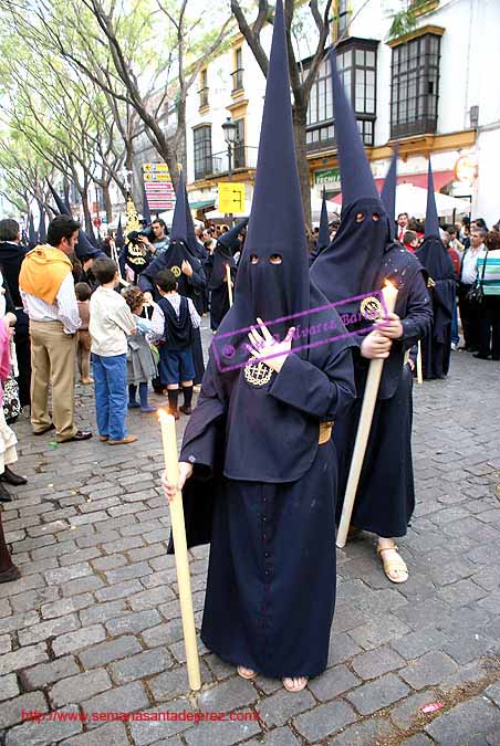 Nuevas t&uacute;nicas de nazarenos de la Hermandad del Santisimo Cristo del Perd&oacute;n (2008)