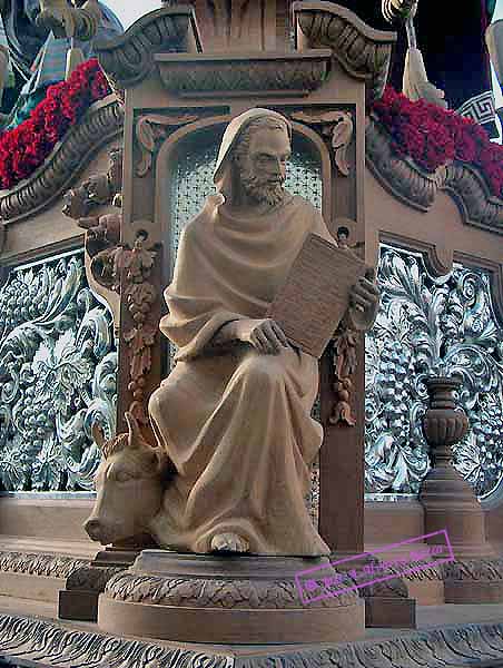 Evangelista del lateral de la canastilla del Paso de Misterio del Stmo.Cristo de la Exaltación