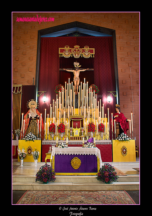 Altar de Cultos de la Hermandad de la Exaltación 2012