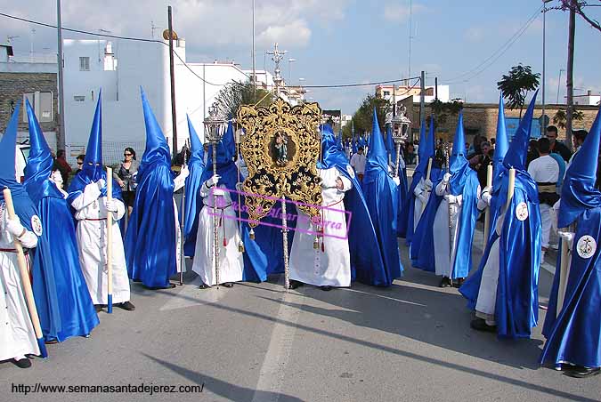 Presidencia del Simpecado de la Hermandad del Cristo de la Exaltación