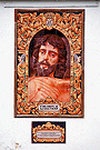 Retablo cerámico del Santísimo Cristo de la Exaltación (Casa Hermandad de la Exaltación)