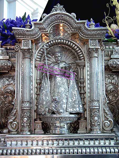 Capilla de Santo Domingo en la canastilla del Paso de Nuestra Señora de Loreto