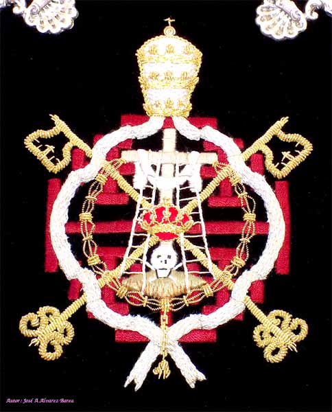 Escudo bordado en el Libro de Reglas de la Hermandad del Santo Entierro