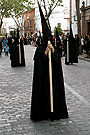 Nazareno del cortejo de palio de la Hermandad del Santo Entierro