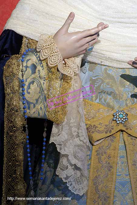 Pa&ntilde;uelo de Mar&iacute;a Sant&iacute;sima del Consuelo