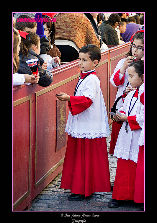 Monaguillos de la Hermandad del Consuelo