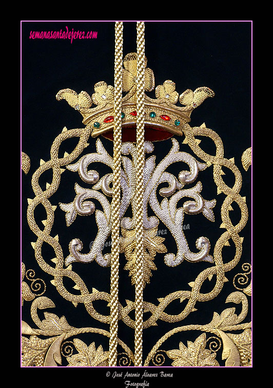 Escudo de la Hermandad del Consuelo