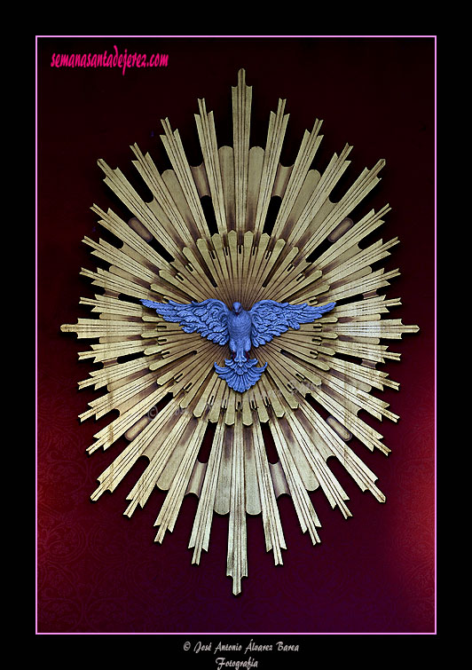 Representación del Espíritu Santo (Altar de la Capilla de María Santísima del Consuelo)