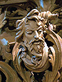 Detalle del frontal de la canastilla del paso de María Santísima del Consuelo antes de dorar