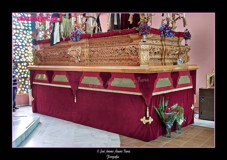 Canastilla del Paso de Misterio de Nuestro Padre Jesús de la Redención en carpinteria (año 2007)