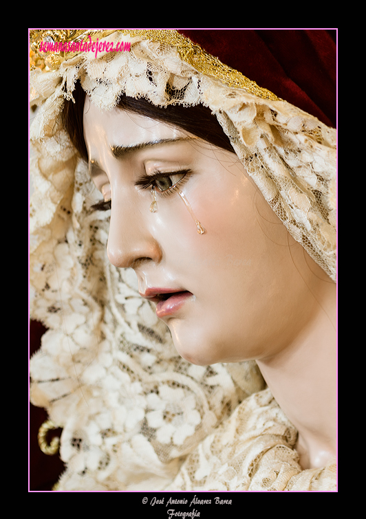 Angustia de María, Madre de la Iglesia