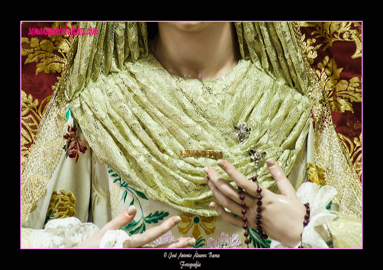 Rostrillo de Angustia de María, Madre de la Iglesia