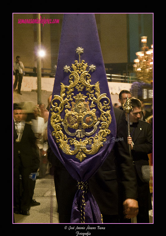 Estandarte de la Agrupación del Señor de la Pasión
