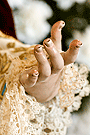 Mano izquierda de Angustia de María, Madre de la Iglesia