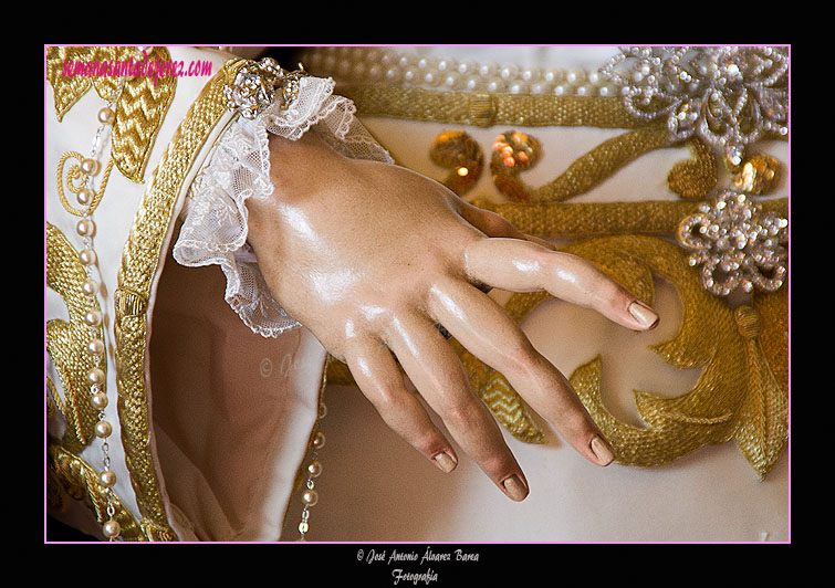 Mano derecha de María Santísima del Silencio