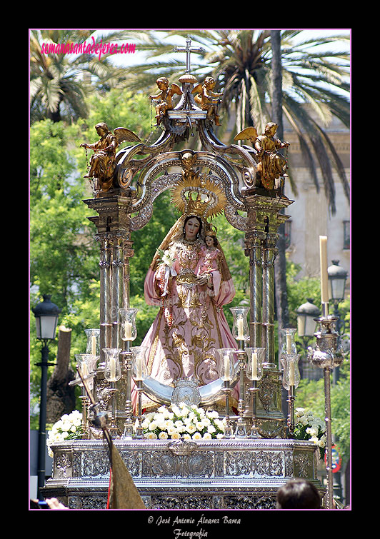 Paso de Nuestra Señora del Rosario de los Montañeses