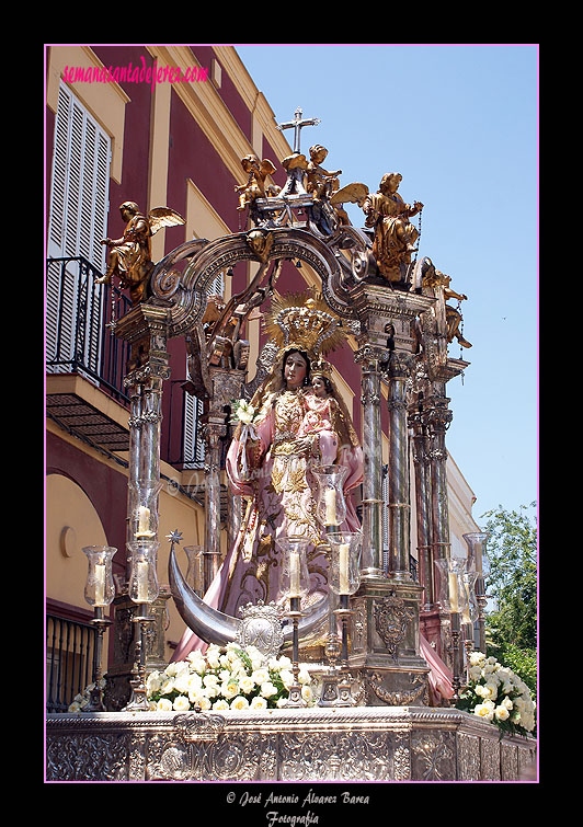 Paso de Nuestra Señora del Rosario de los Montañeses