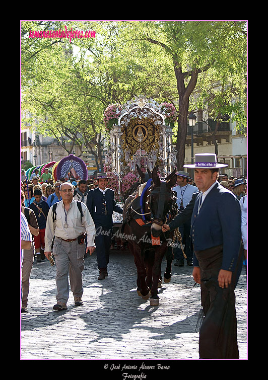 Salida de la Hermandad del Rocío de Jerez de la Frontera