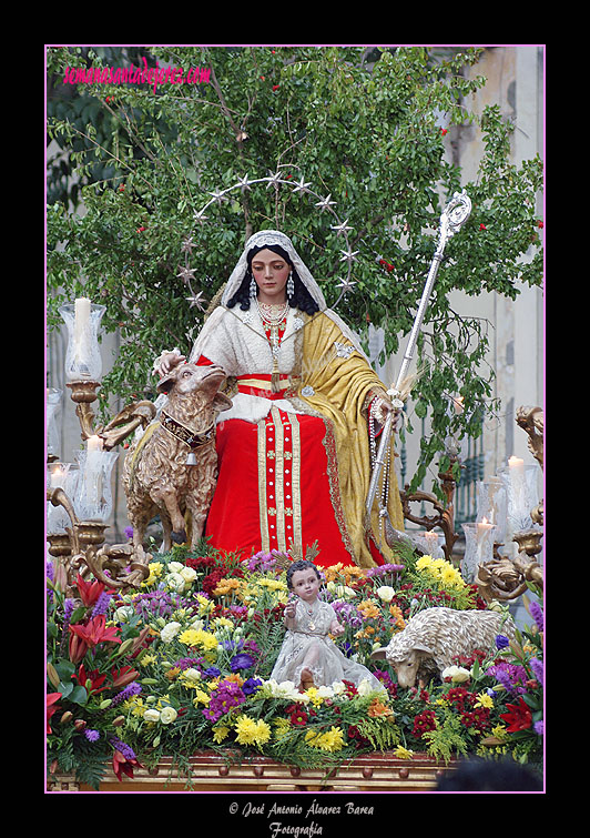 Traslado de la Divina Pastora para el Corpus