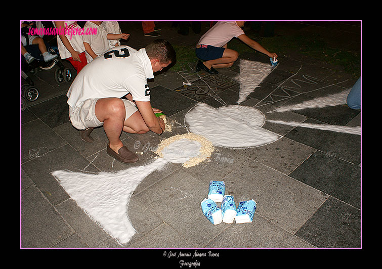 Montaje de alfombras para el Corpus Christi