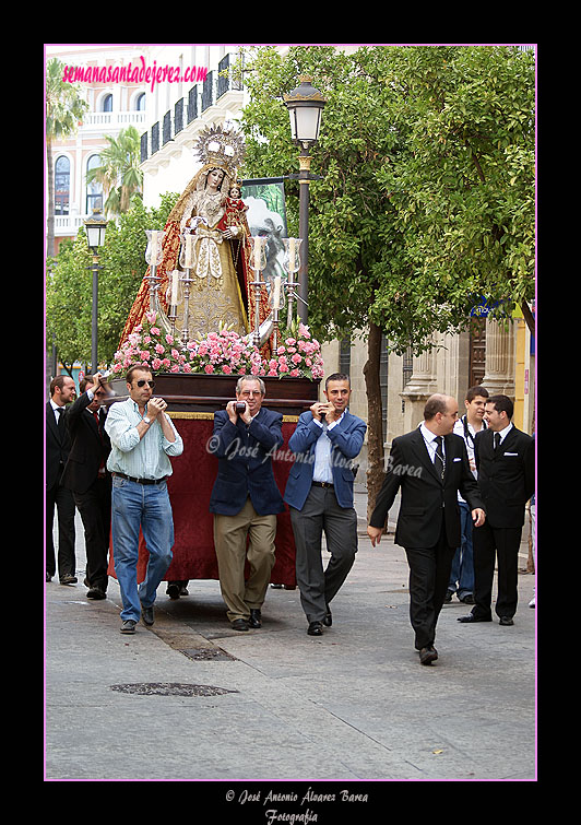 Traslado de Nuestra Señora del Rosario de los Montañeses a San Miguel