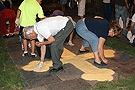 Montaje de alfombras para el Corpus