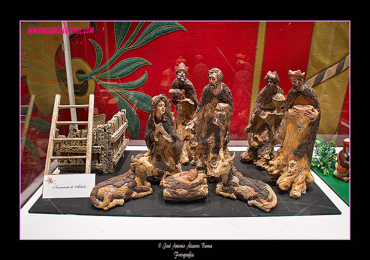 Belén de Madera - Exposición "Belenes del Mundo" - Academia de San Dionisio