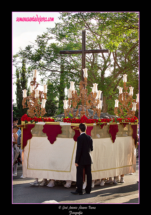 Cruz de Mayo de la Hermandad del Soberano Poder