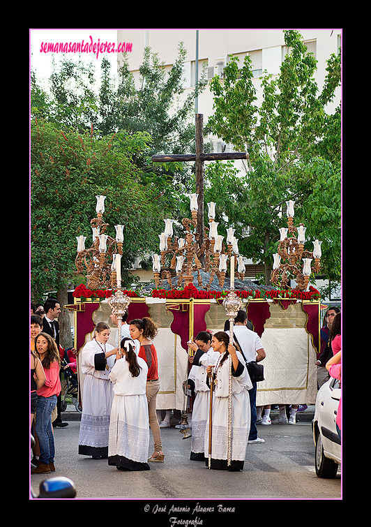 Cruz de Mayo de la Hermandad del Soberano Poder
