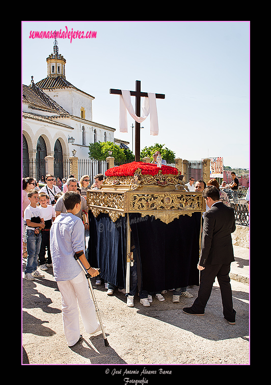 Cruz de Mayo de la Hermandad del Cristo de la Expiración