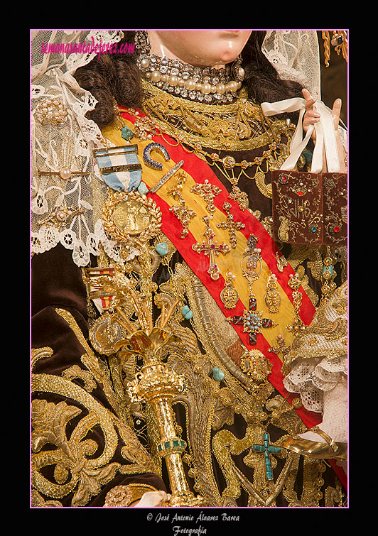Rostrillo de Nuestra Señora del Carmen Coronada