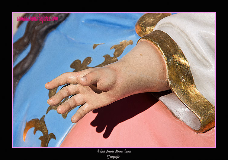 Mano derecha del Niño Jesús (María Auxiliadora (Colegio Montealto))